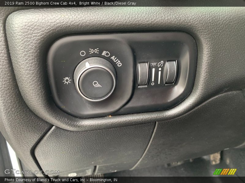 Bright White / Black/Diesel Gray 2019 Ram 2500 Bighorn Crew Cab 4x4