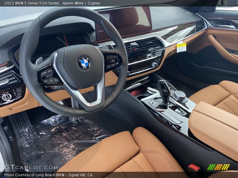 Alpine White / Cognac 2021 BMW 5 Series 530i Sedan
