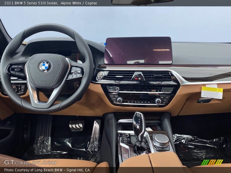 Alpine White / Cognac 2021 BMW 5 Series 530i Sedan