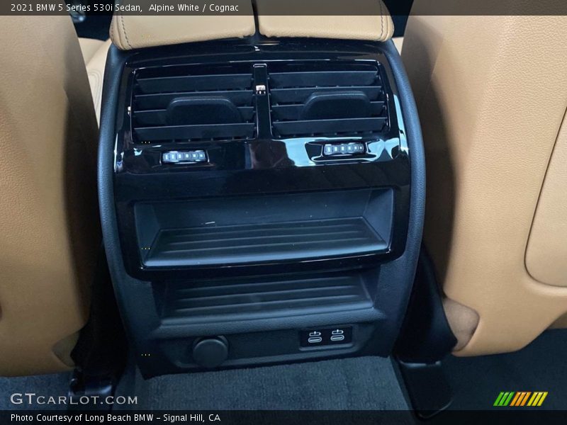 Alpine White / Cognac 2021 BMW 5 Series 530i Sedan