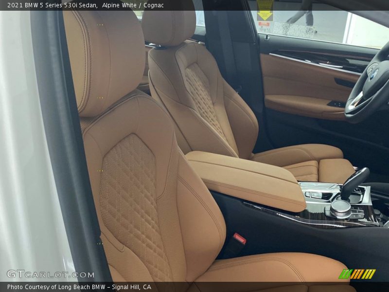 Alpine White / Cognac 2021 BMW 5 Series 530i Sedan