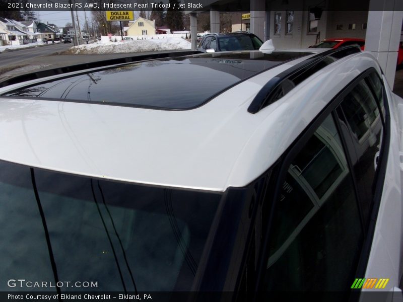 Iridescent Pearl Tricoat / Jet Black 2021 Chevrolet Blazer RS AWD