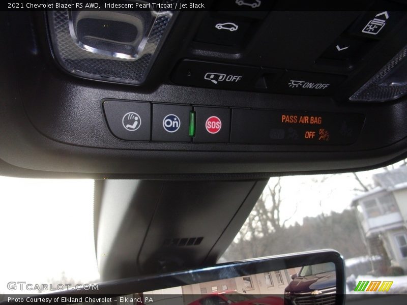 Iridescent Pearl Tricoat / Jet Black 2021 Chevrolet Blazer RS AWD