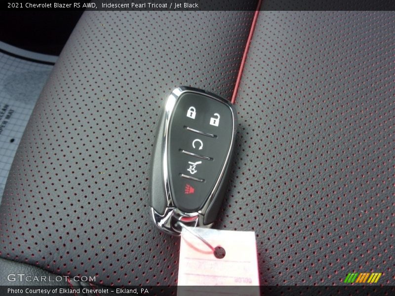 Iridescent Pearl Tricoat / Jet Black 2021 Chevrolet Blazer RS AWD