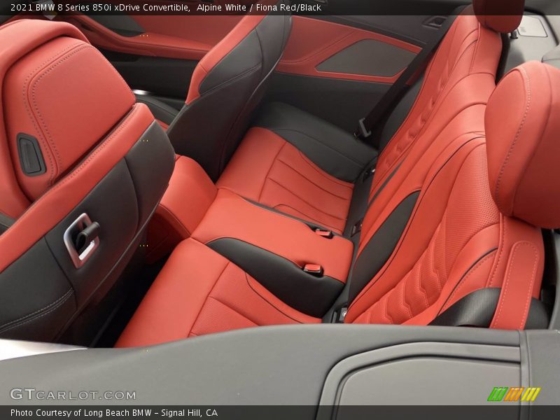 Rear Seat of 2021 8 Series 850i xDrive Convertible