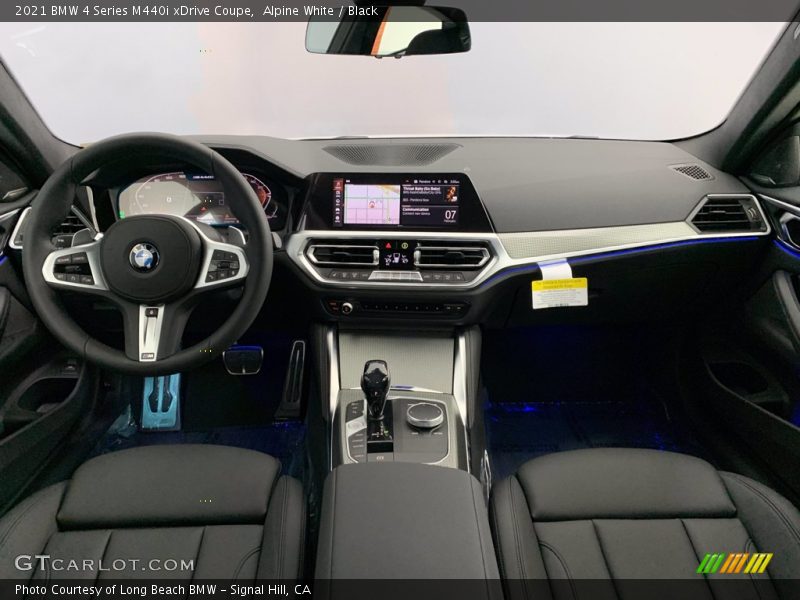 Alpine White / Black 2021 BMW 4 Series M440i xDrive Coupe
