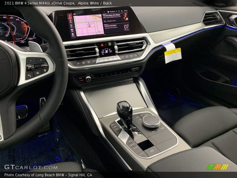 Alpine White / Black 2021 BMW 4 Series M440i xDrive Coupe