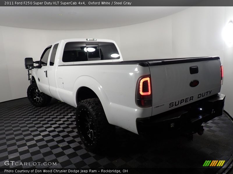 Oxford White / Steel Gray 2011 Ford F250 Super Duty XLT SuperCab 4x4