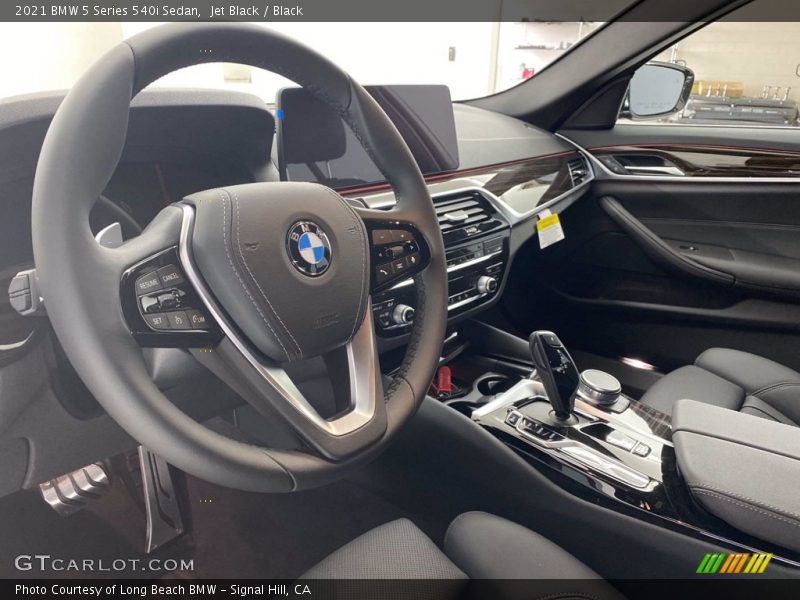 Jet Black / Black 2021 BMW 5 Series 540i Sedan