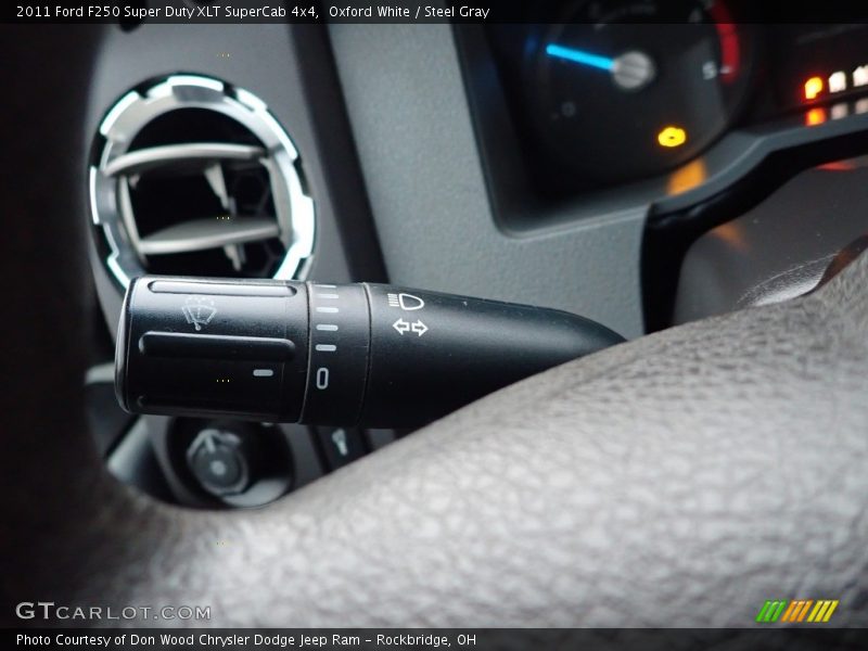Oxford White / Steel Gray 2011 Ford F250 Super Duty XLT SuperCab 4x4