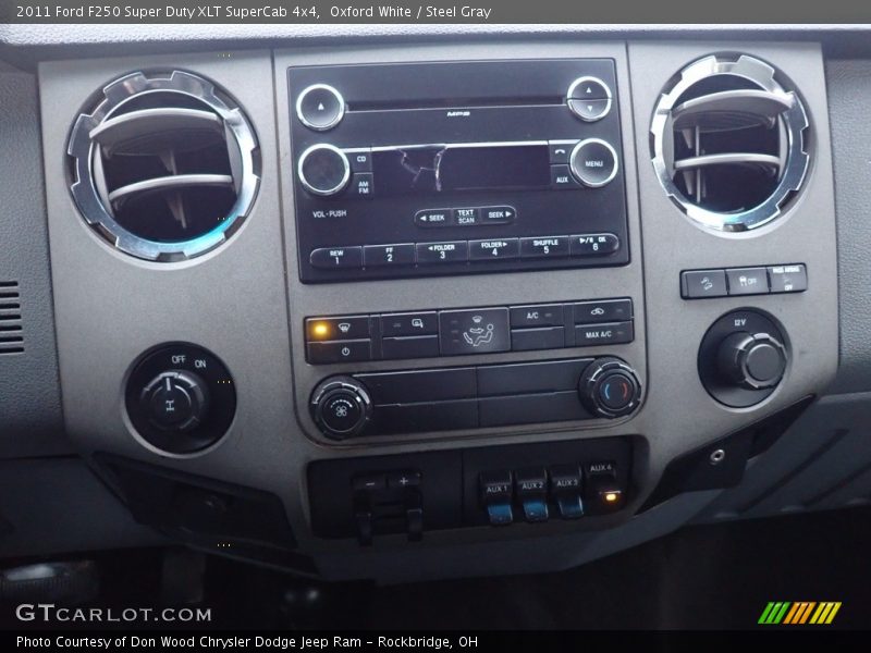 Oxford White / Steel Gray 2011 Ford F250 Super Duty XLT SuperCab 4x4
