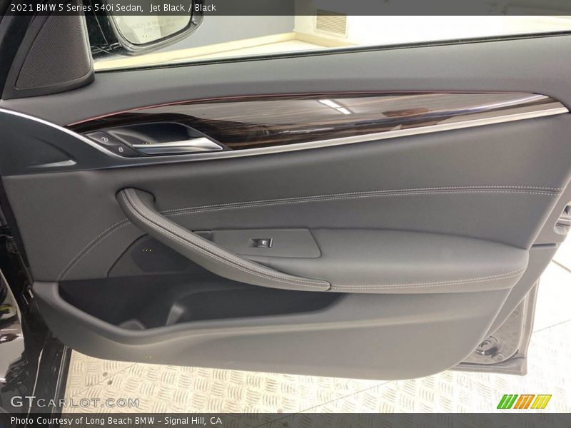 Jet Black / Black 2021 BMW 5 Series 540i Sedan