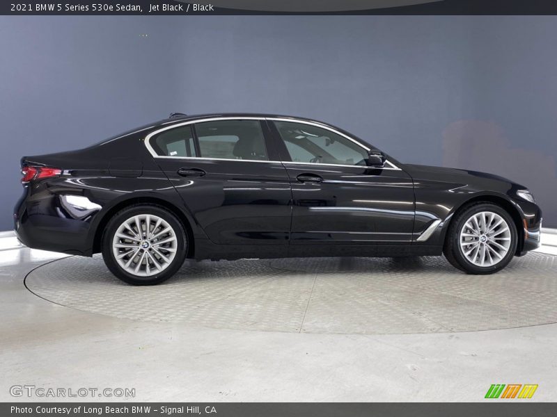 Jet Black / Black 2021 BMW 5 Series 530e Sedan