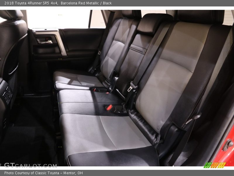Barcelona Red Metallic / Black 2018 Toyota 4Runner SR5 4x4