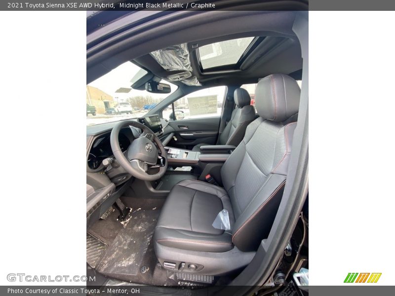 Midnight Black Metallic / Graphite 2021 Toyota Sienna XSE AWD Hybrid