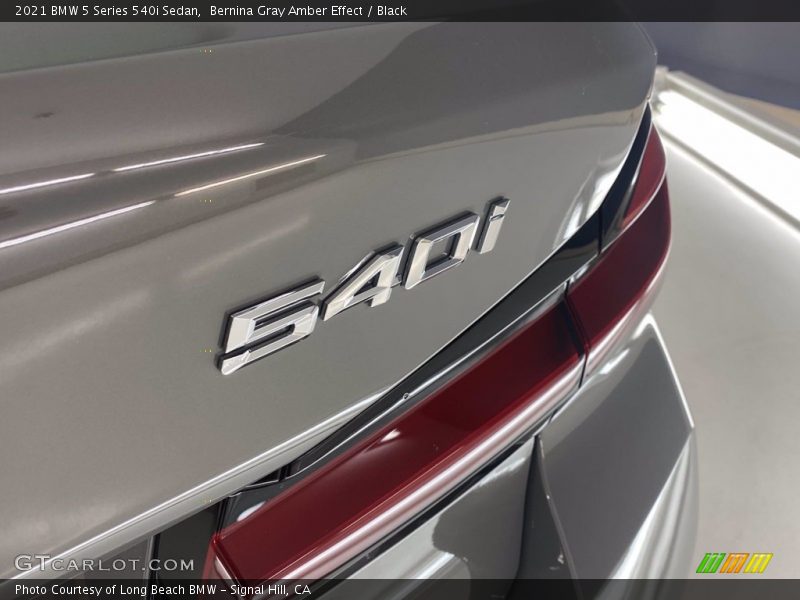 Bernina Gray Amber Effect / Black 2021 BMW 5 Series 540i Sedan