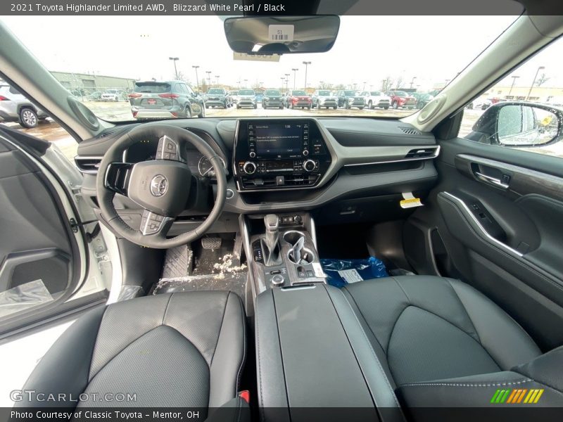 Blizzard White Pearl / Black 2021 Toyota Highlander Limited AWD