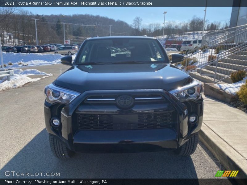 Midnight Black Metallic / Black/Graphite 2021 Toyota 4Runner SR5 Premium 4x4