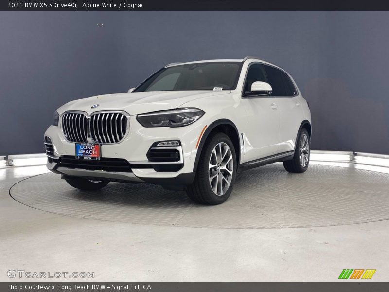 Alpine White / Cognac 2021 BMW X5 sDrive40i