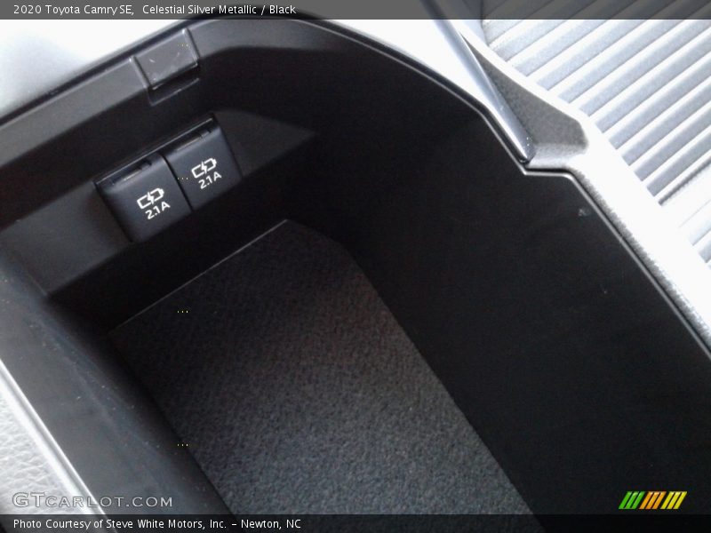 Celestial Silver Metallic / Black 2020 Toyota Camry SE