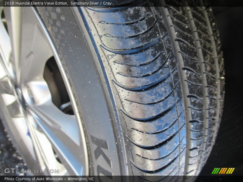 Symphony Silver / Gray 2018 Hyundai Elantra Value Edition