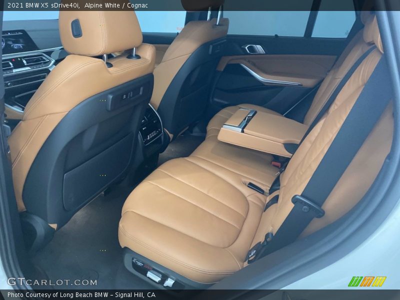 Alpine White / Cognac 2021 BMW X5 sDrive40i
