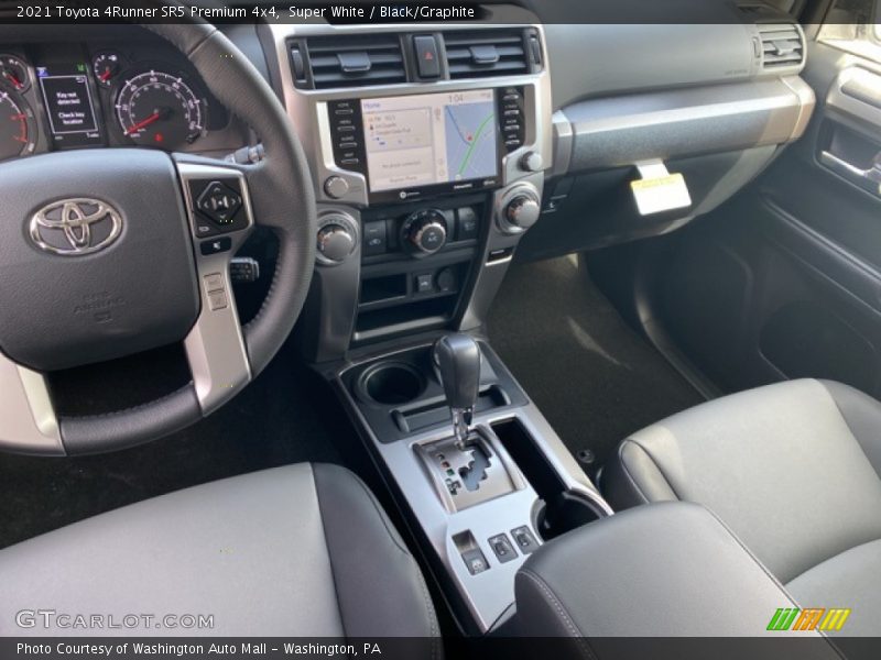 Super White / Black/Graphite 2021 Toyota 4Runner SR5 Premium 4x4