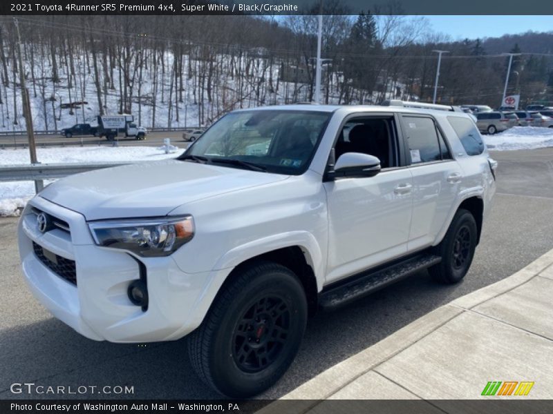 Super White / Black/Graphite 2021 Toyota 4Runner SR5 Premium 4x4