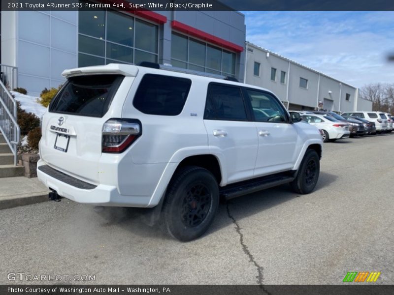 Super White / Black/Graphite 2021 Toyota 4Runner SR5 Premium 4x4