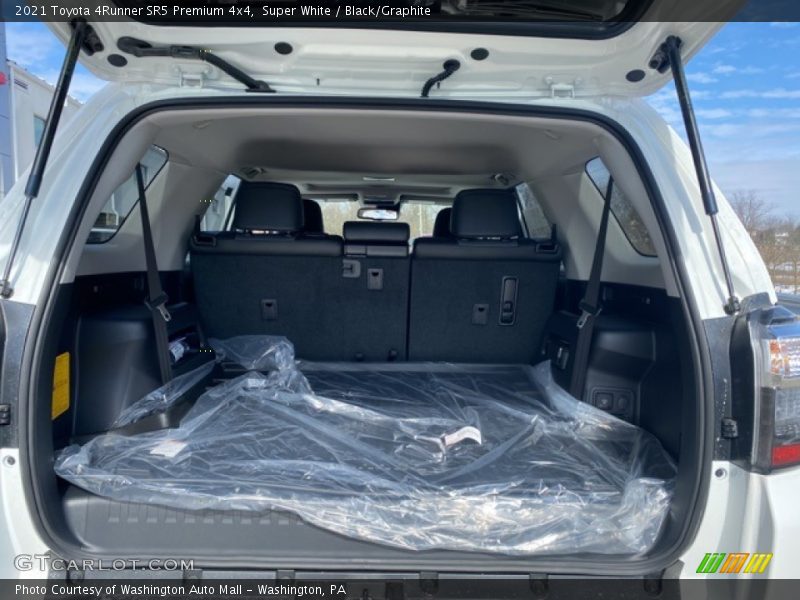 Super White / Black/Graphite 2021 Toyota 4Runner SR5 Premium 4x4