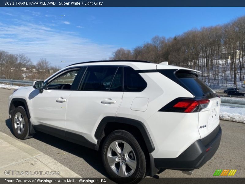 Super White / Light Gray 2021 Toyota RAV4 XLE AWD