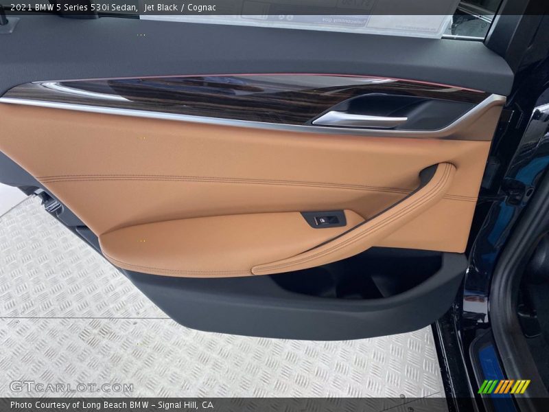 Jet Black / Cognac 2021 BMW 5 Series 530i Sedan