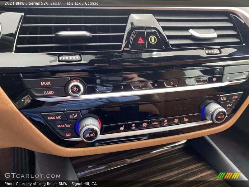 Jet Black / Cognac 2021 BMW 5 Series 530i Sedan