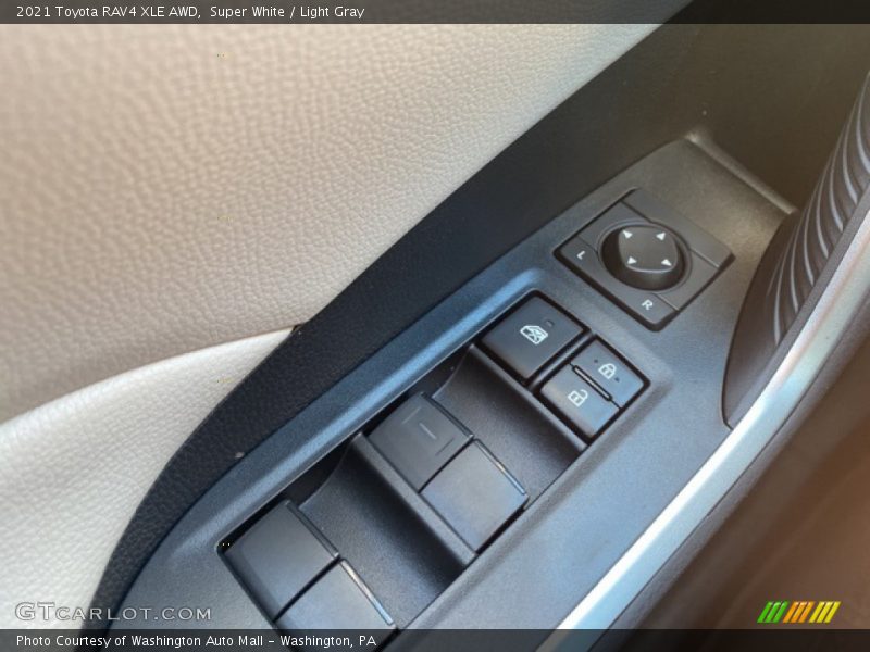 Super White / Light Gray 2021 Toyota RAV4 XLE AWD