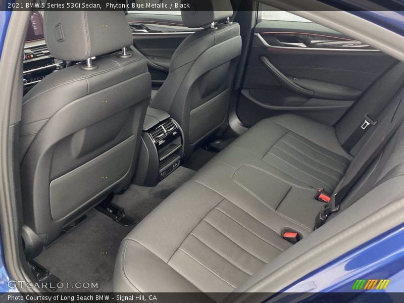 Phytonic Blue Metallic / Black 2021 BMW 5 Series 530i Sedan
