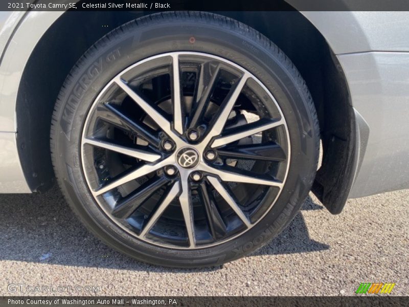 Celestial Silver Metallic / Black 2021 Toyota Camry SE