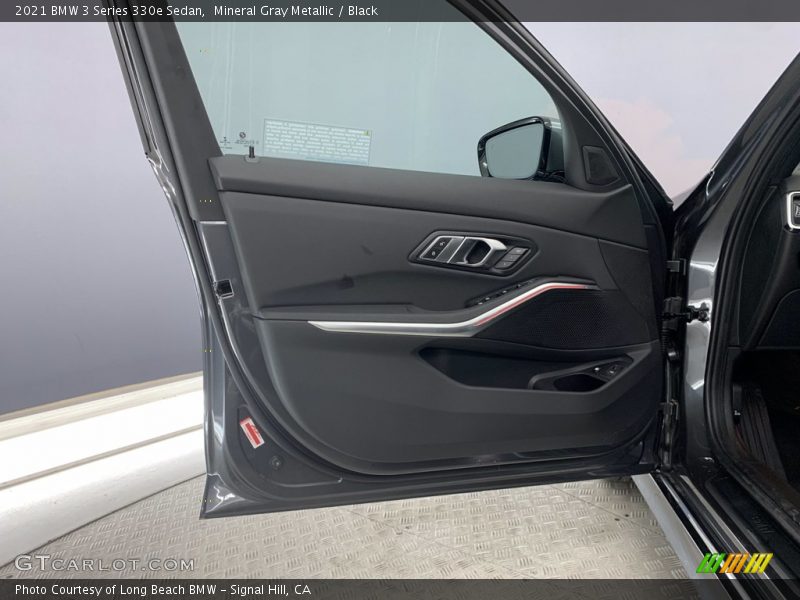 Mineral Gray Metallic / Black 2021 BMW 3 Series 330e Sedan