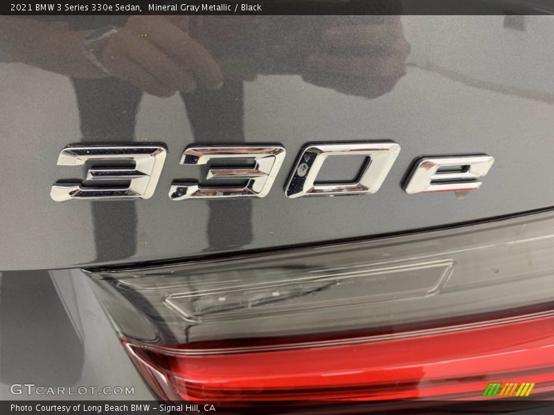 Mineral Gray Metallic / Black 2021 BMW 3 Series 330e Sedan
