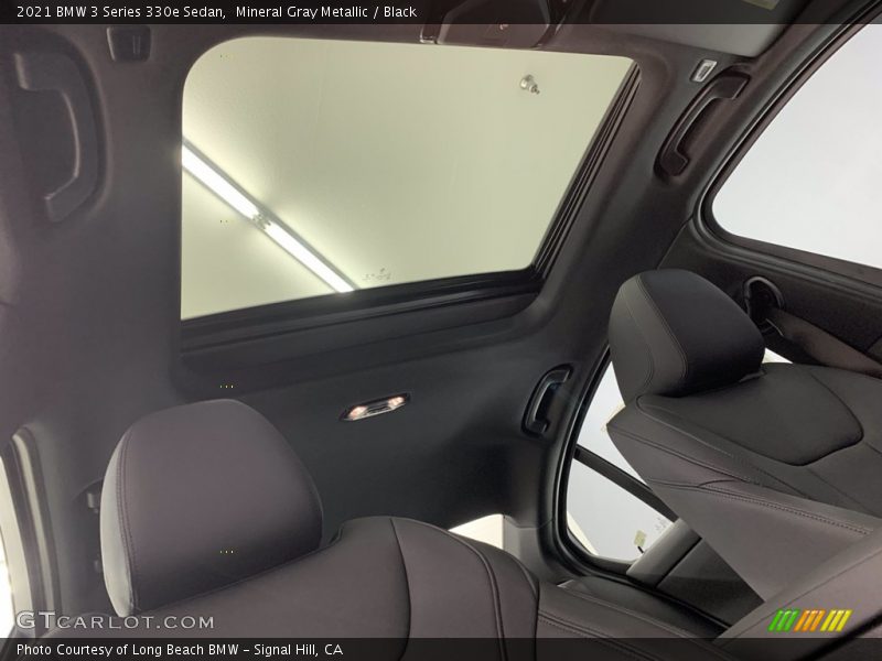 Mineral Gray Metallic / Black 2021 BMW 3 Series 330e Sedan