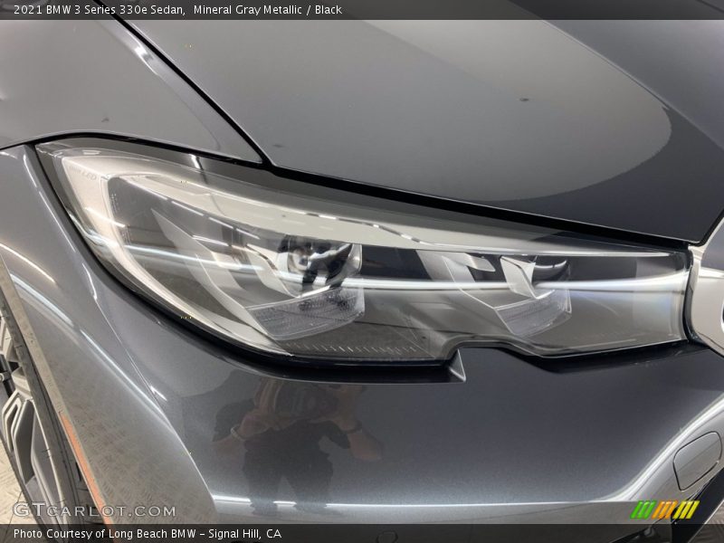 Mineral Gray Metallic / Black 2021 BMW 3 Series 330e Sedan