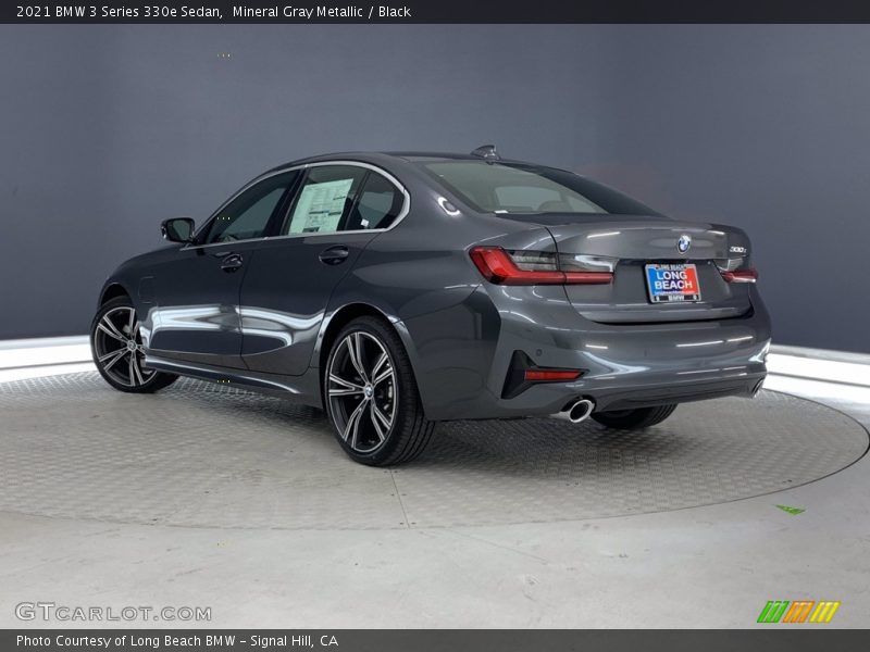 Mineral Gray Metallic / Black 2021 BMW 3 Series 330e Sedan