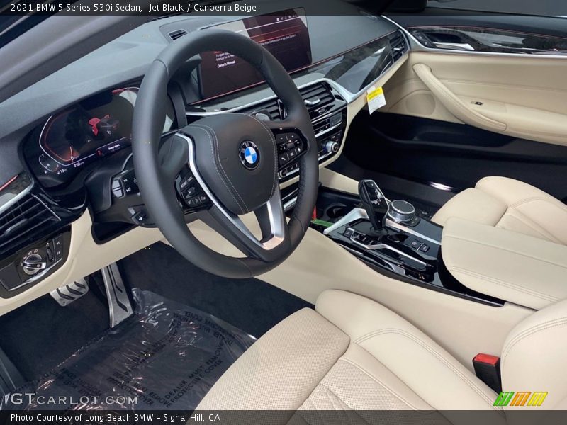 Jet Black / Canberra Beige 2021 BMW 5 Series 530i Sedan
