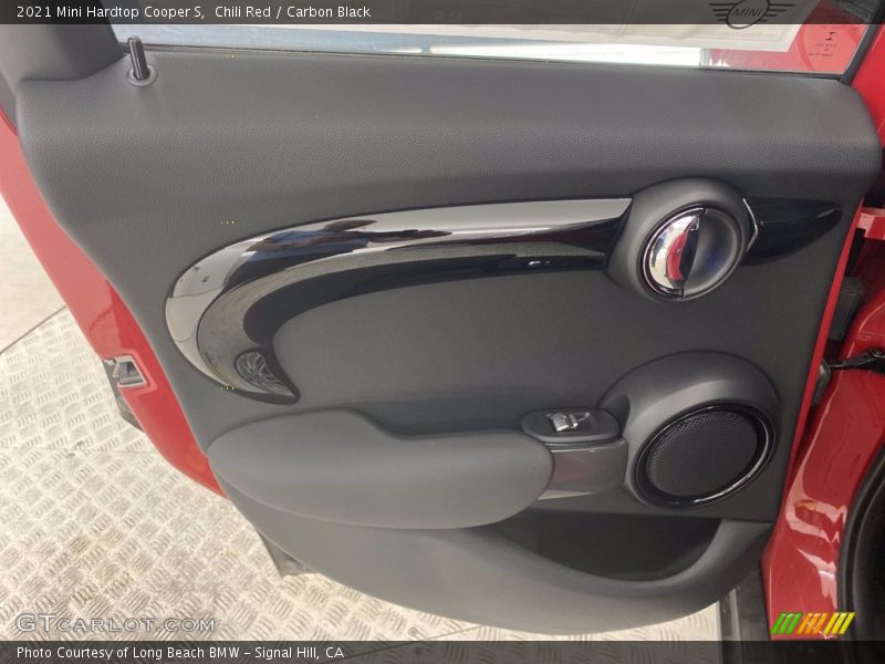 Chili Red / Carbon Black 2021 Mini Hardtop Cooper S