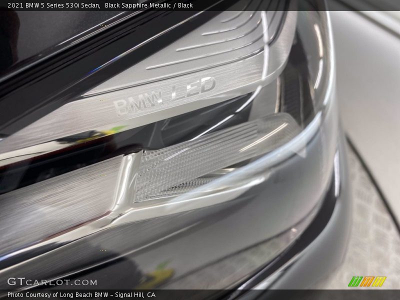 Black Sapphire Metallic / Black 2021 BMW 5 Series 530i Sedan