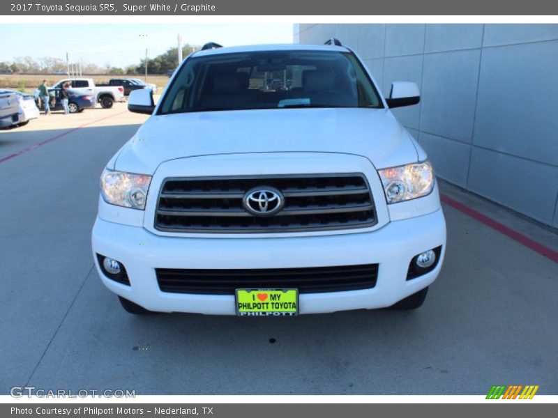 Super White / Graphite 2017 Toyota Sequoia SR5