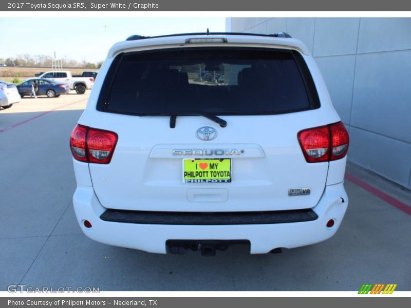 Super White / Graphite 2017 Toyota Sequoia SR5
