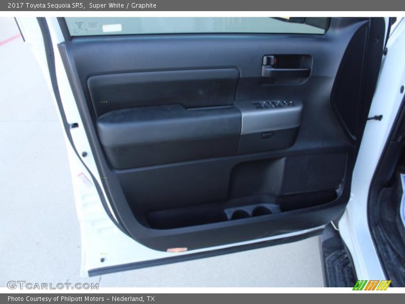 Super White / Graphite 2017 Toyota Sequoia SR5