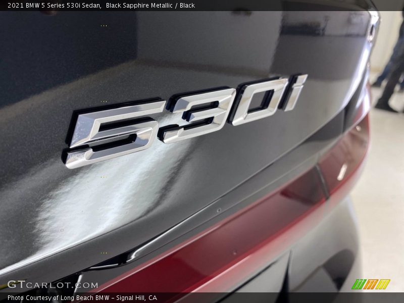 Black Sapphire Metallic / Black 2021 BMW 5 Series 530i Sedan