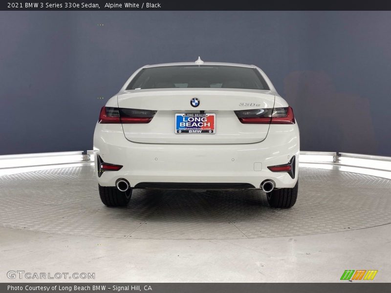 Alpine White / Black 2021 BMW 3 Series 330e Sedan