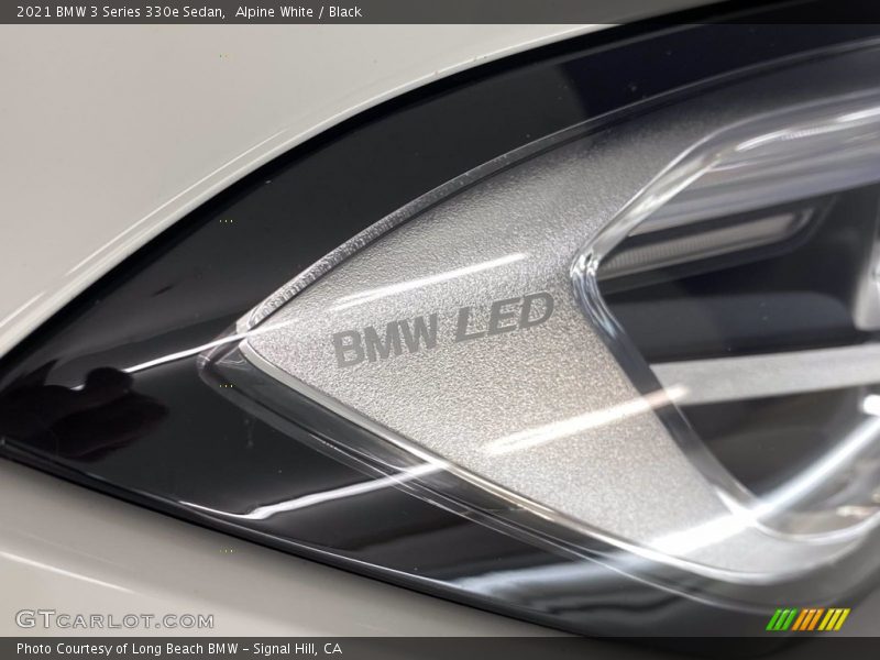 Alpine White / Black 2021 BMW 3 Series 330e Sedan